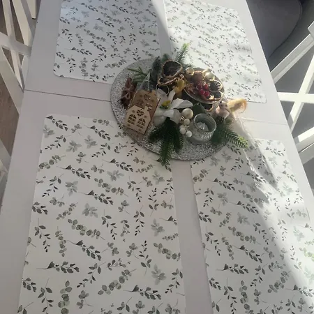 Na Zapotocu بيت للعطل
