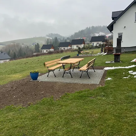 Na Zapotocu بيت للعطل Grywald